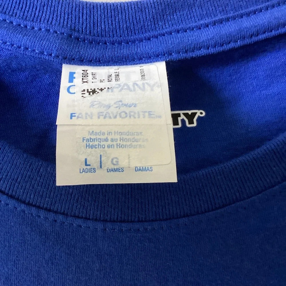 Hello Kitty graphic tee. Cinamoroll - Picture 3 of 4